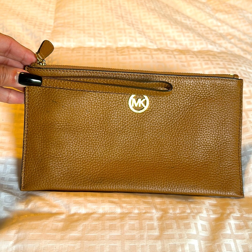 Caramel Michael Kors Leather Wristlet